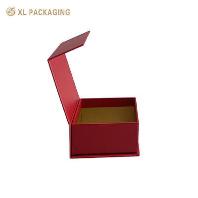 kopen Rood gedrukt Magnetische sluitdoos Sieraden 157gm Kunstpapier Luxe cadeaubon Verpakking online manufacture