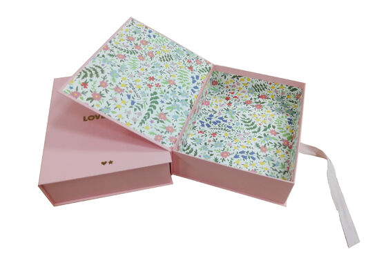 kopen Flap Lid Ribbon sluiting Kleding cadeau doos Custom huidverzorging Set Verpakkingsdoos voor merken online vervaardiging
