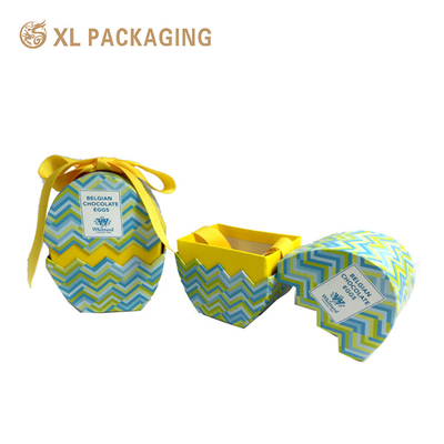 Ei-vormige Paasfees snoepjes cadeaubon gegolfde kraftpapier chocolade cadeaubon