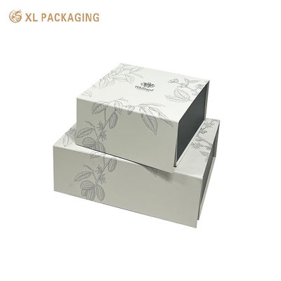 Luxe opvouwbare theegeschenkdoos met zilverfolie-logo Flat-pack opvouwbare verpakking voor theezakjes, theeblikken en koffiezakjes