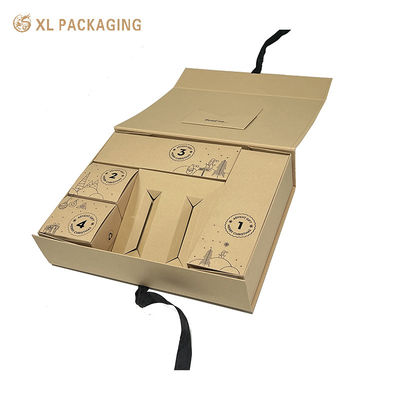 Eco-vriendelijke opvouwbare kraftpapiercadeau doos met schuin bakje en lint sluiting