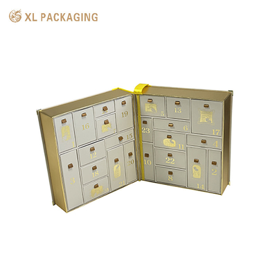 Dubbele deuren OEM 24 laden Adventskalender doos Cosmetische huidverzorging Schoonheid cadeau Kerstdoos laden