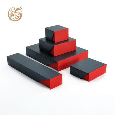 Luxe Lade Sieraden Cadeauverpakking, Zwart Rode Speciale Textuur Papier Stijve Schuifdoos met Elastische Fluweel Inzet voor Ketting Armband