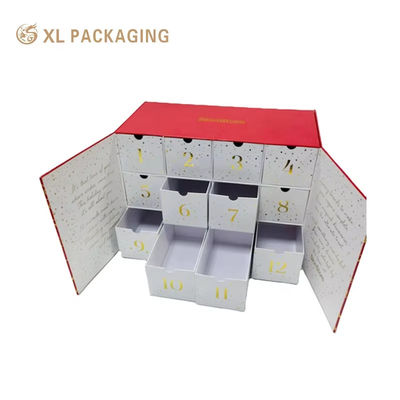 Aangepaste adventskalenderdoos met 12 lades, magnetische sluiting en hete goudfolie voor cosmetica en huidverzorging