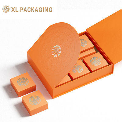Op maat gemaakte magnetische dubbele deur luxe chocolade doos met 7 binnen kleine dozen en oranje geïmprimeerde warm stempels