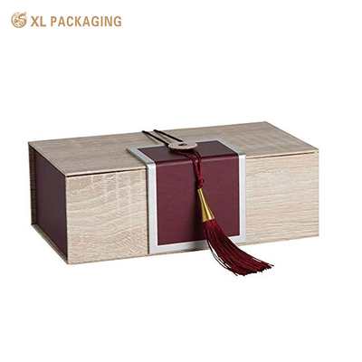 Op maat gemaakte kartonnen papieren opslagdozen voor flessen wijn, geschenk vouwdoos met touwen en knop.
