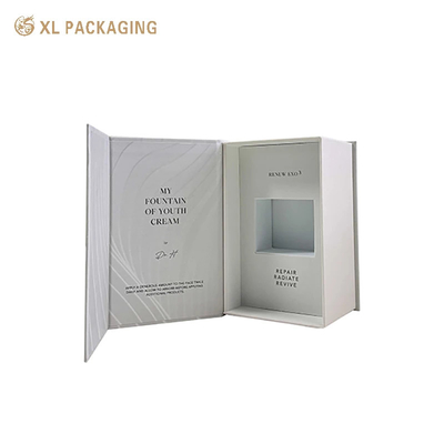 Cosmetische kraftpapier cadeaubon zwartgoudfolie magneet cosmetische doos verpakking met EVA-inleggingen