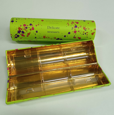 Gepersonaliseerde half ronde papieren cadeaubon met invoegbare recycleerbare starre dozen met gouden folie embossing mat laminaat glanzend